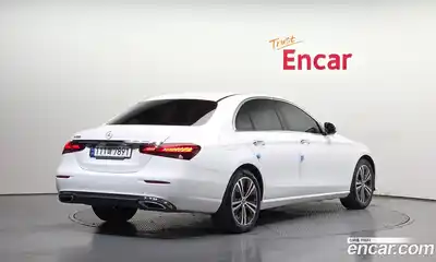 Mercedes-Benz E-Class 2022 2.0 гидро в Москве № 138907, миниатюра 2