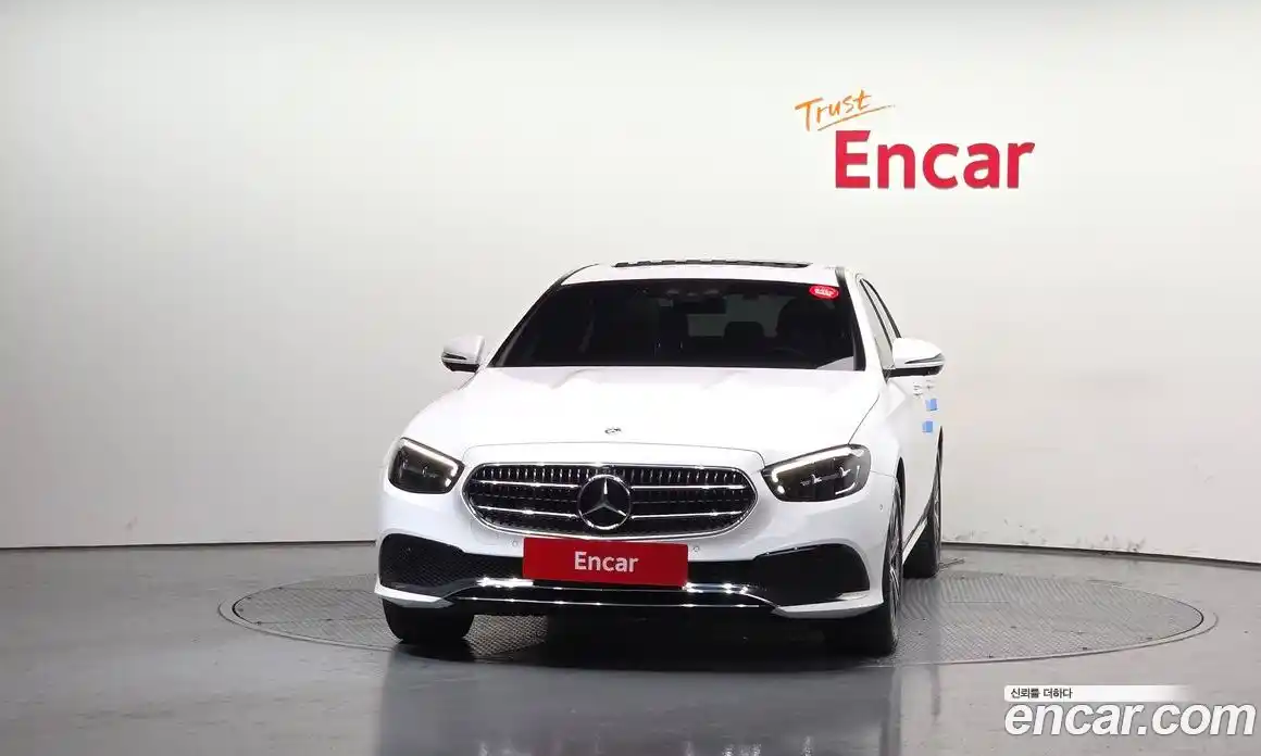 Mercedes-Benz E-Class 2022 2.0 гидро в Москве № 138907, фото 3