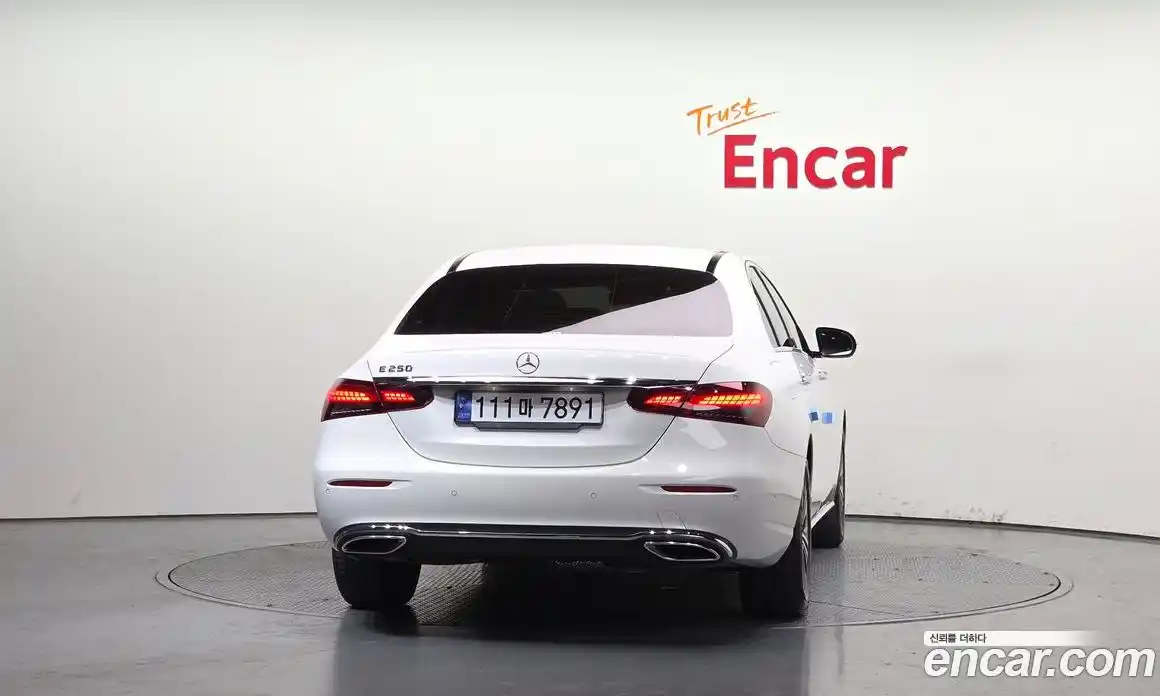 Mercedes-Benz E-Class 2022 2.0 гидро в Москве № 138907, фото 4