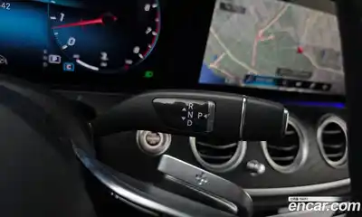 Mercedes-Benz E-Class 2022 2.0 гидро в Москве № 138907, миниатюра 9