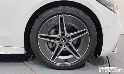 Mercedes-Benz C-Class 2025 2.0 гидро в Москве № 1403360, миниатюра 5