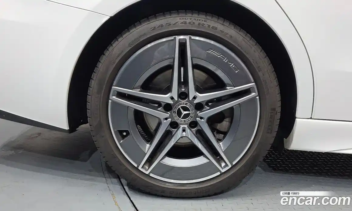 Mercedes-Benz C-Class 2025 2.0 гидро в Москве № 1403360, фото 7