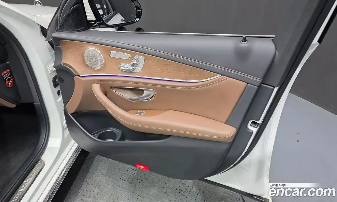 Mercedes-Benz E-Class 2022 2.0 гидро в Москве № 1403505, фото 13