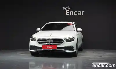 Mercedes-Benz E-Class 2022 2.0 гидро в Москве № 1403505, миниатюра 2