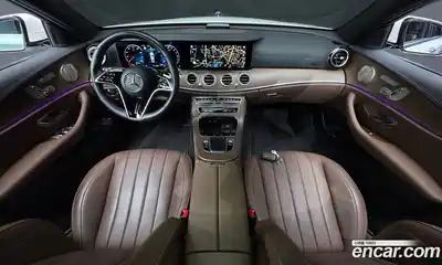 Mercedes-Benz E-Class 2022 2.0 гидро в Москве № 1403505, миниатюра 9