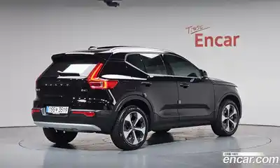Volvo XC40, 2024