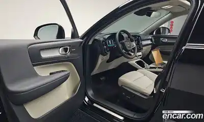 Volvo XC40 2024 2.0 гидро в Москве № 1404600, миниатюра 12