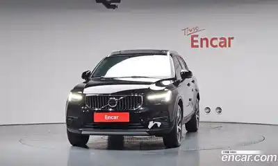 Volvo XC40 2024 2.0 гидро в Москве № 1404600, миниатюра 2
