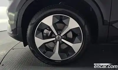 Volvo XC40 2024 2.0 гидро в Москве № 1404600, миниатюра 4