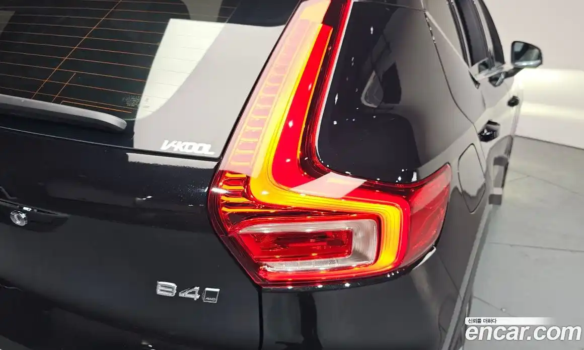 Volvo XC40 2024 2.0 гидро в Москве № 1404600, фото 8