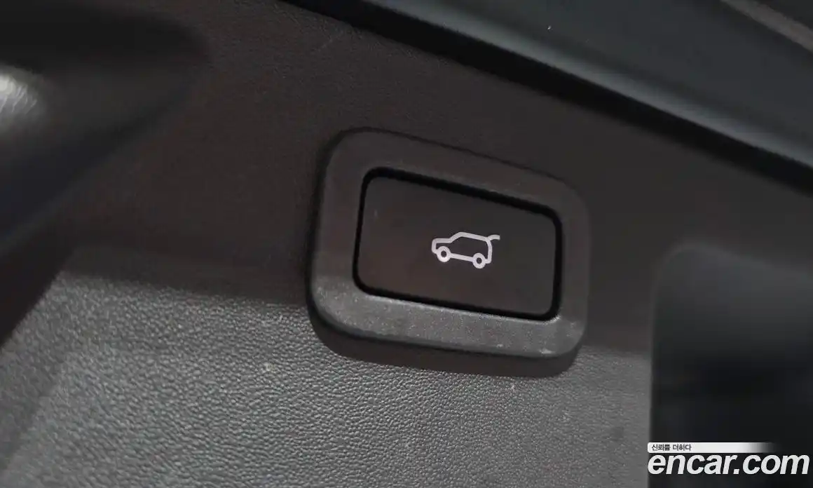 Land Rover Discovery Sport 2019 2.0 гидро в Москве № 1405164, фото 31
