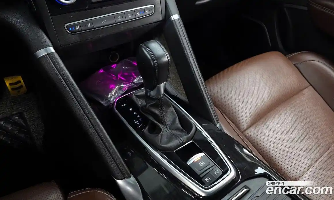 Renault QM6 2016 2.0 гидро в Москве № 1421030, фото 12