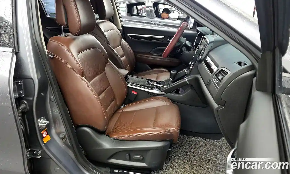 Renault QM6 2016 2.0 гидро в Москве № 1421030, фото 16
