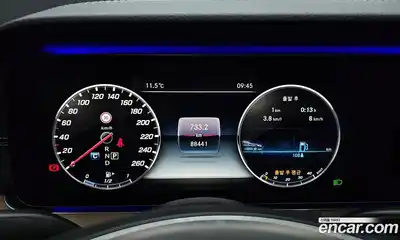 Mercedes-Benz E-Class 2018 2.0 гидро в Москве № 1422157, миниатюра 11