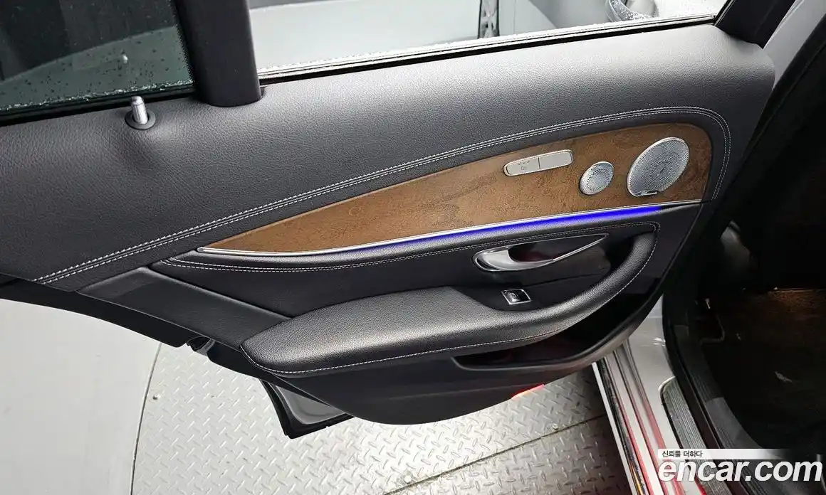 Mercedes-Benz E-Class 2018 2.0 гидро в Москве № 1422157, фото 15