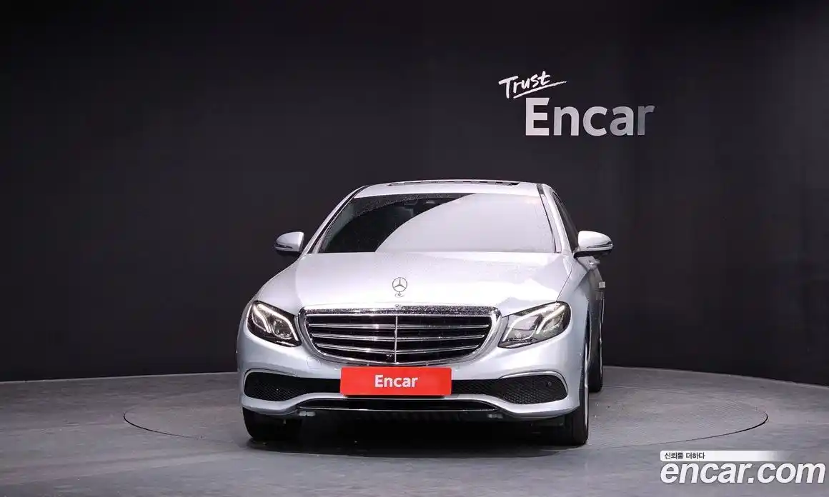 Mercedes-Benz E-Class 2018 2.0 гидро в Москве № 1422157, фото 3
