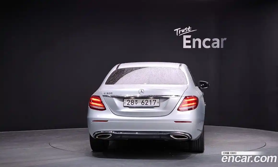 Mercedes-Benz E-Class 2018 2.0 гидро в Москве № 1422157, фото 4