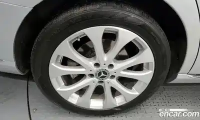 Mercedes-Benz E-Class 2018 2.0 гидро в Москве № 1422157, миниатюра 5