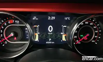 Jeep Wrangler 2019 2.0 гидро в Москве № 1424388, миниатюра 11