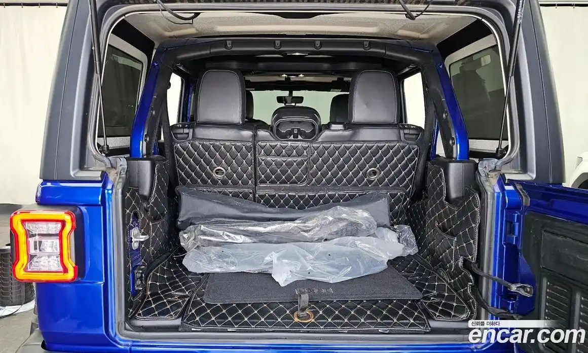 Jeep Wrangler 2019 2.0 гидро в Москве № 1424388, фото 26