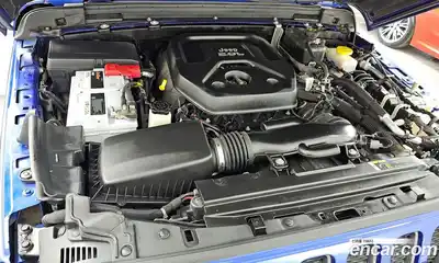 Jeep Wrangler 2019 2.0 гидро в Москве № 1424388, миниатюра 6