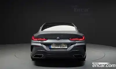 BMW 8-Series 2023 4.4 гидро в Москве № 1538266, миниатюра 4