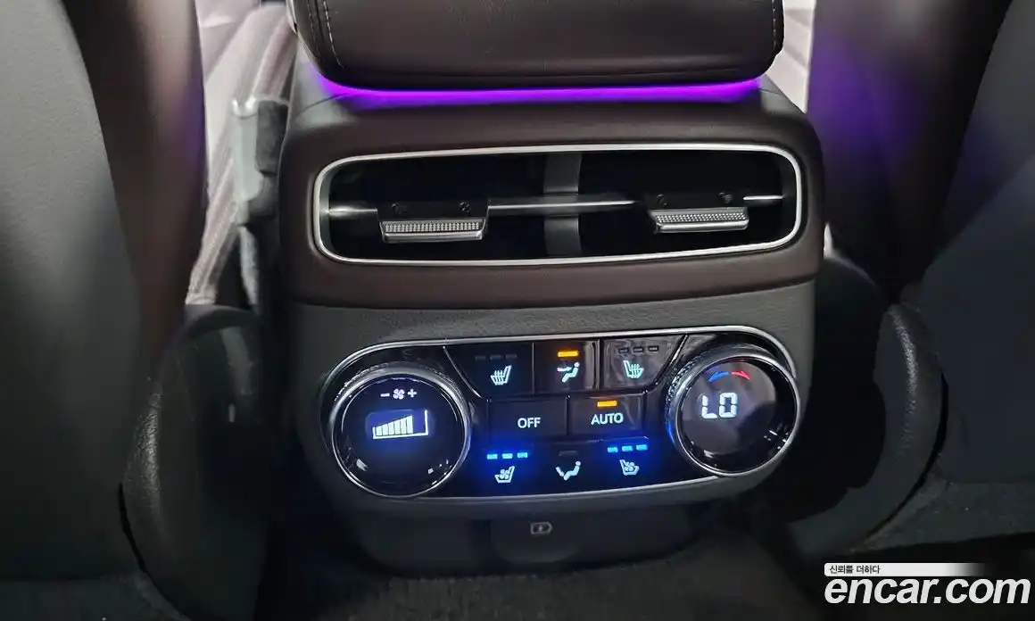 Genesis GV70 2024 2.5 гидро в Москве № 1538903, фото 32