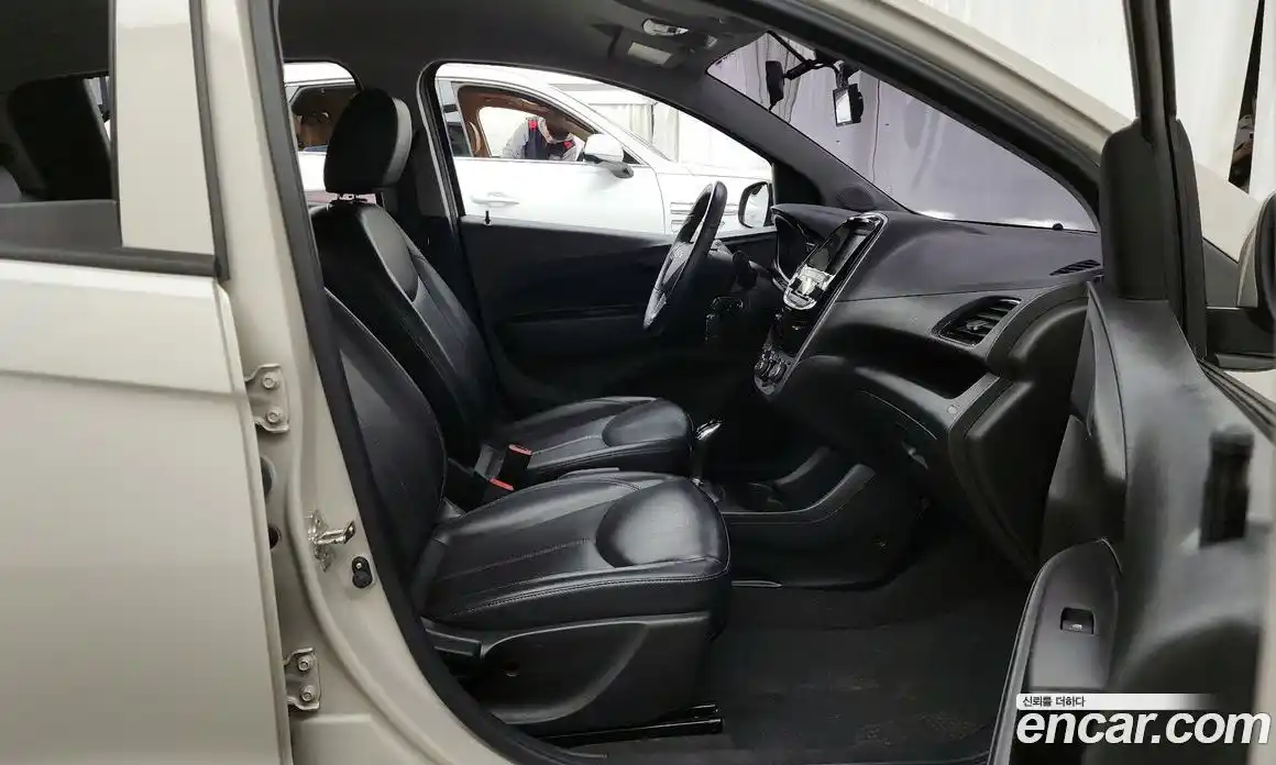 Chevrolet Spark 2017 1.0 гидро в Москве № 1541194, фото 17