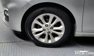 Chevrolet Spark 2018 1.0 гидро в Москве № 1542004, миниатюра 5