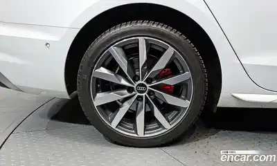 Audi A4 2022 2.0 гидро в Москве № 1546074, миниатюра 5