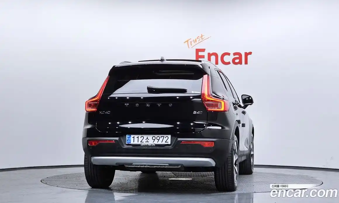 Volvo XC40 2023 2.0 гидро в Москве № 1546775, фото 4