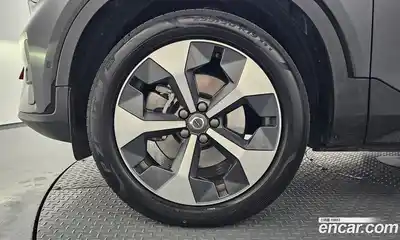 Volvo XC40 2023 2.0 гидро в Москве № 1546775, миниатюра 5