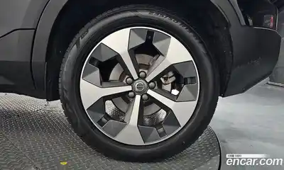 Volvo XC40 2023 2.0 гидро в Москве № 1546775, миниатюра 7