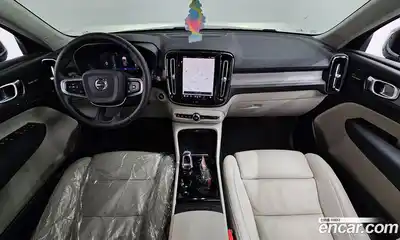Volvo XC40 2023 2.0 гидро в Москве № 1546775, миниатюра 10