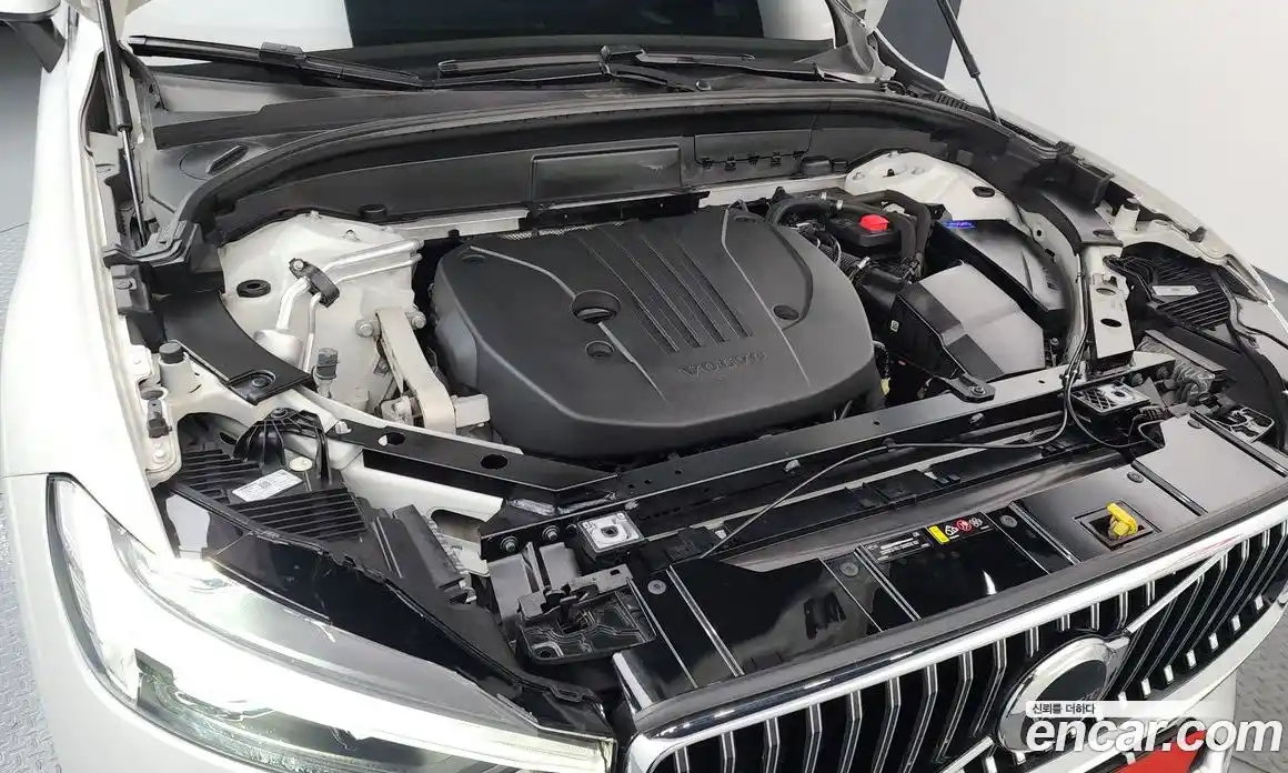 Volvo XC60 2021 2.0 гидро в Москве № 1546805, фото 6