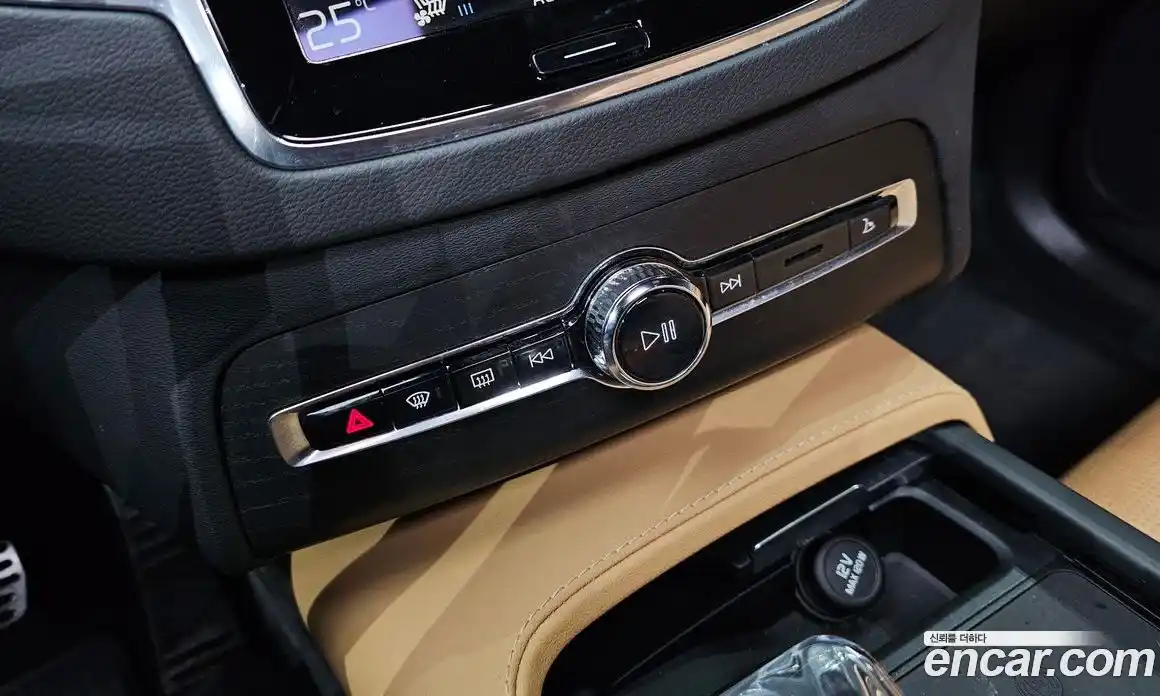Volvo XC90 2021 2.0 гидро в Москве № 1546840, фото 33