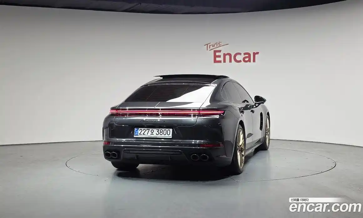 Porsche Panamera 2025 4.0 гидро в Москве № 1547071, фото 3