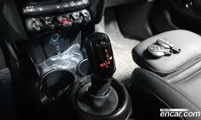 Mini Cooper 2023 1.5 гидро в Москве № 1547978, миниатюра 12