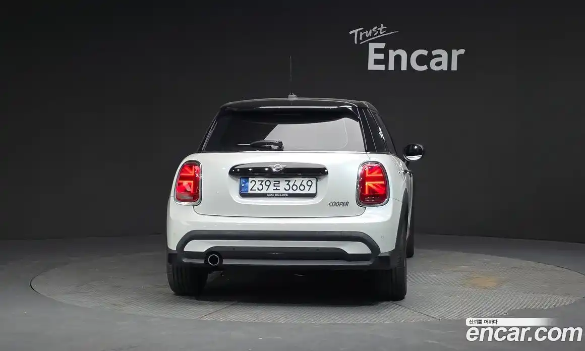 Mini Cooper 2023 1.5 гидро в Москве № 1547978, фото 4