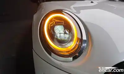 Mini Cooper 2023 1.5 гидро в Москве № 1547978, миниатюра 8