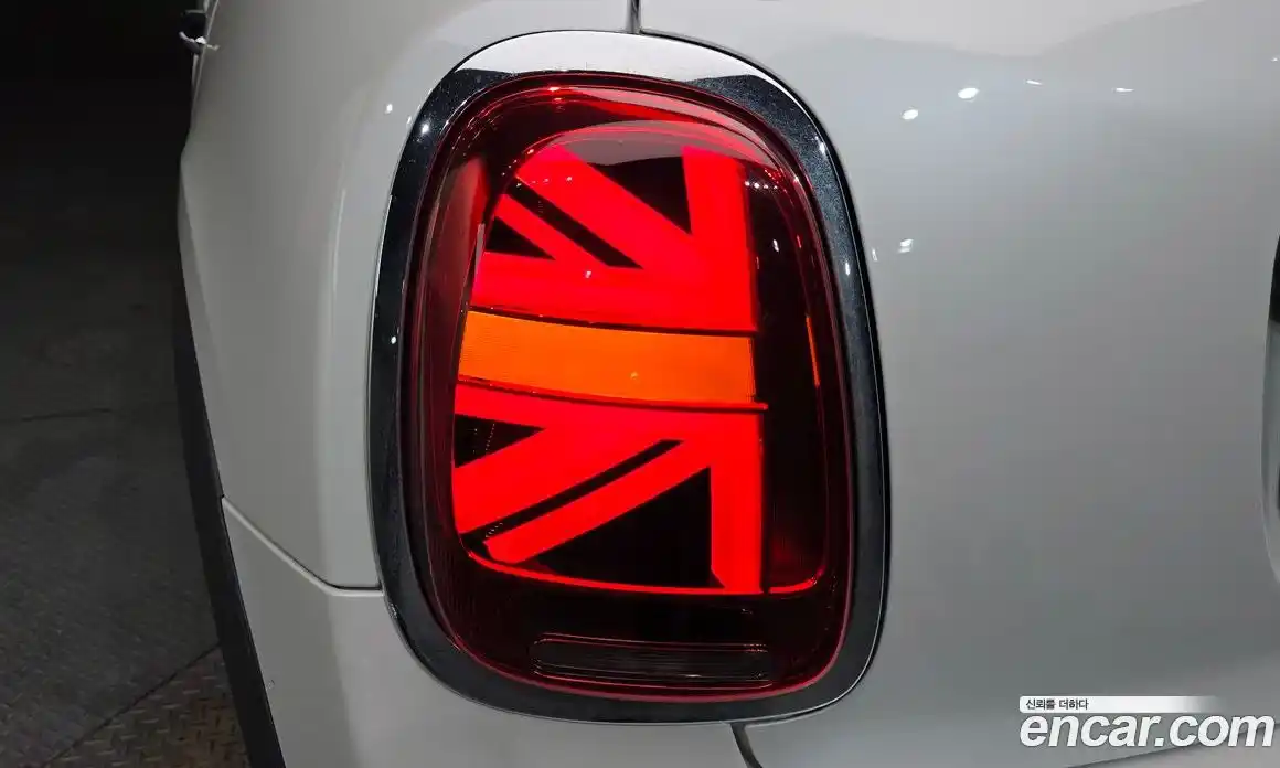 Mini Cooper 2023 1.5 гидро в Москве № 1547978, фото 9