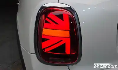 Mini Cooper 2023 1.5 гидро в Москве № 1547978, миниатюра 9