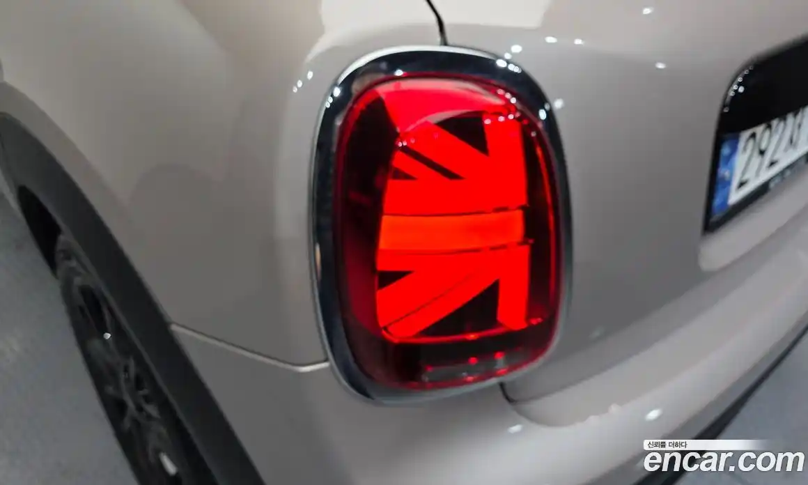 Mini Cooper 2024 1.5 гидро в Москве № 1547999, фото 9