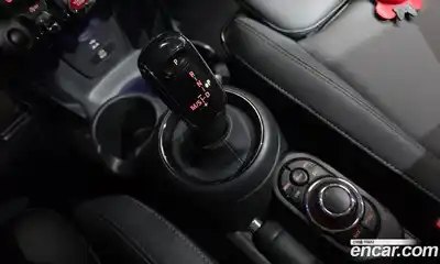Mini Cooper 2023 1.5 гидро в Москве № 1548066, миниатюра 11