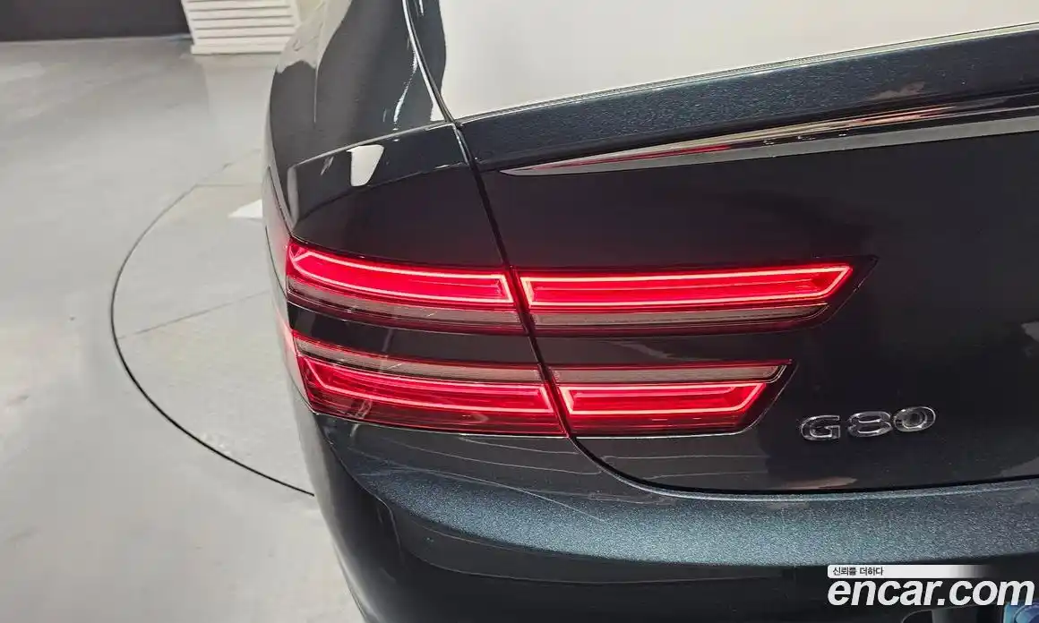 Genesis G80 2023 2.5 гидро в Москве № 1612106, фото 9