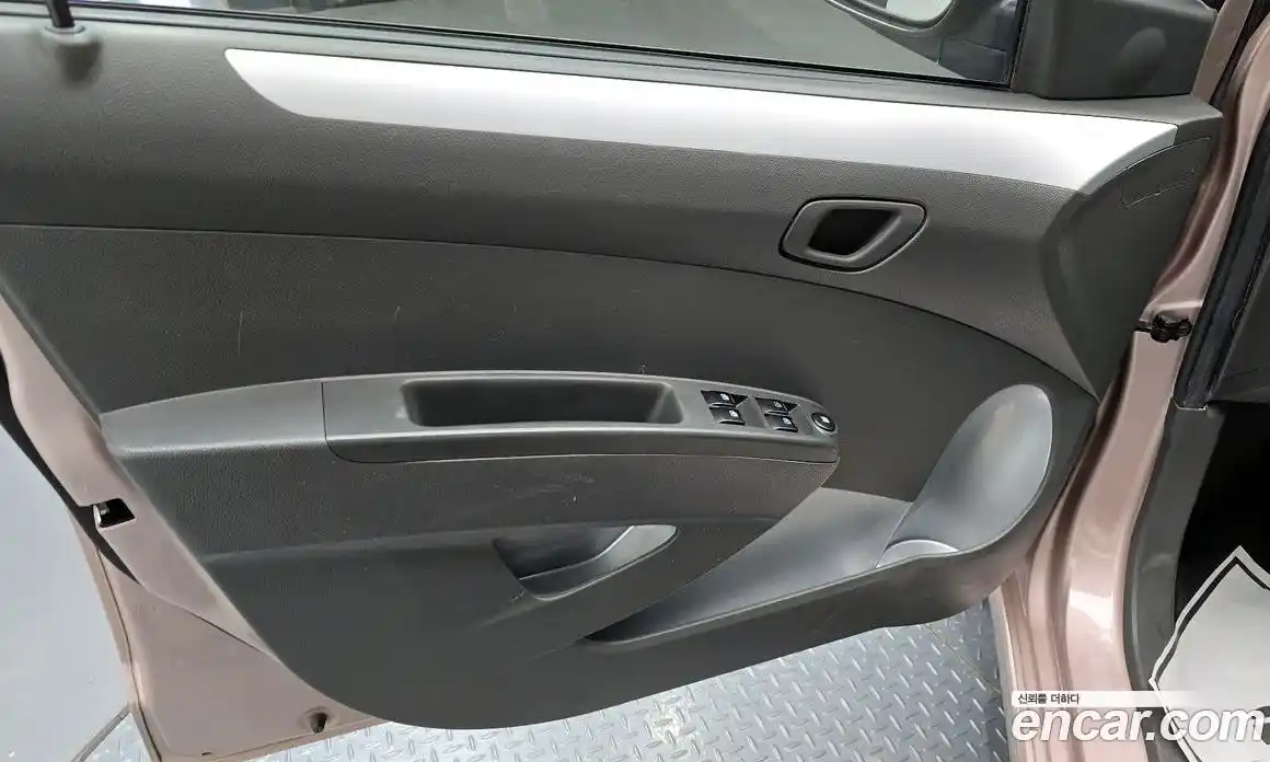 Chevrolet Spark 2011 1.0 гидро в Москве № 1614251, фото 14