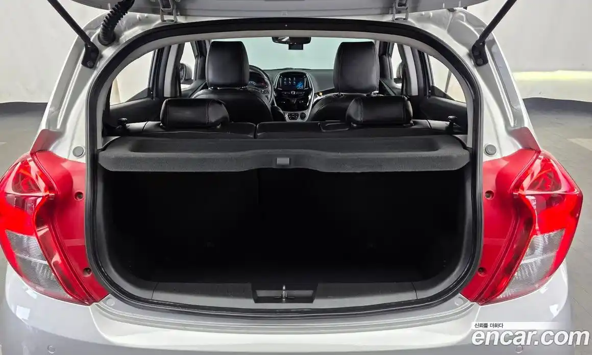 Chevrolet Spark 2016 1.0 механика в Москве, фото 26