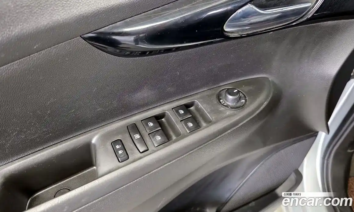 Chevrolet Spark 2016 1.0 механика в Москве, фото 28