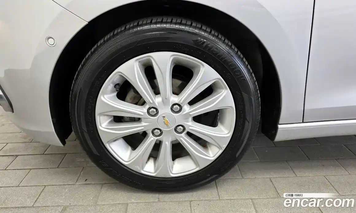Chevrolet Spark 2016 1.0 механика в Москве, фото 5