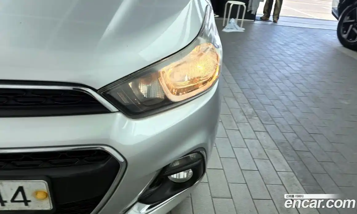 Chevrolet Spark 2016 1.0 механика в Москве, фото 8